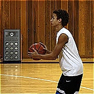 Nick Geary working FTs on Noah in the background
